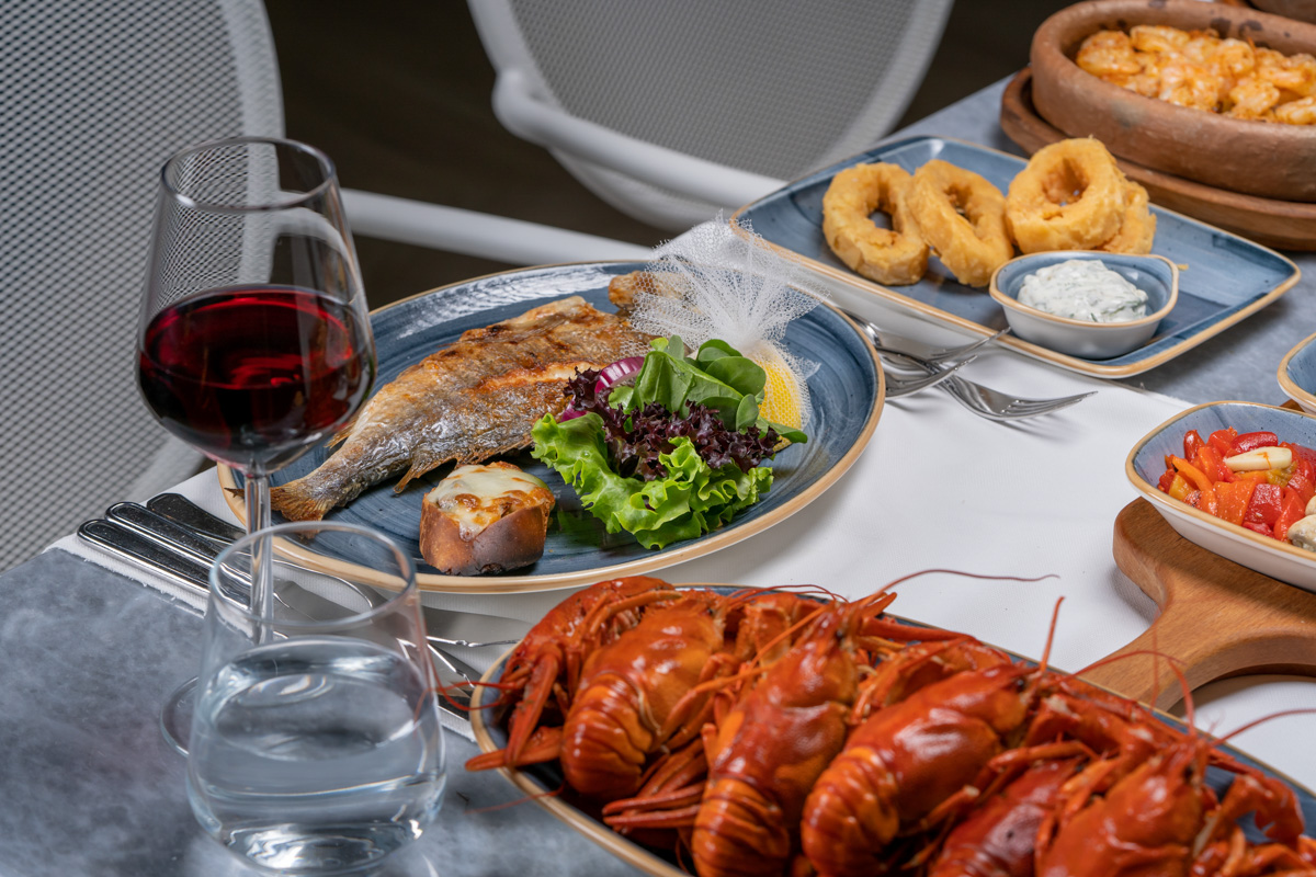 Azur Fish Restaurant
